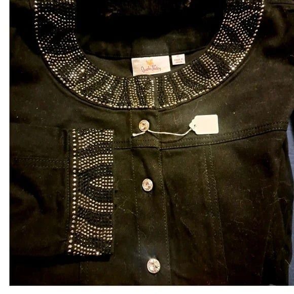 SALE! NWT- SASSY Quacker Factory Black Denim Jacket, Rhinestone Embellishment XL - Picture 4 of 10